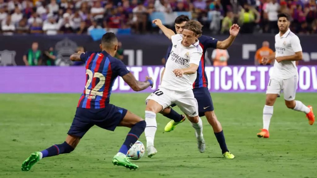 Clásico enfrentamiento: Barcelona y Real Madrid