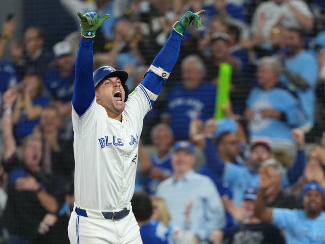 Los Azulejos aplastan a los Dodgers