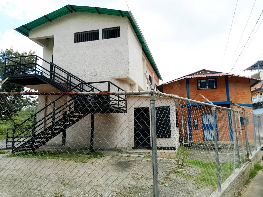 Denuncian mal uso de ambulatorio Barrio Adentro