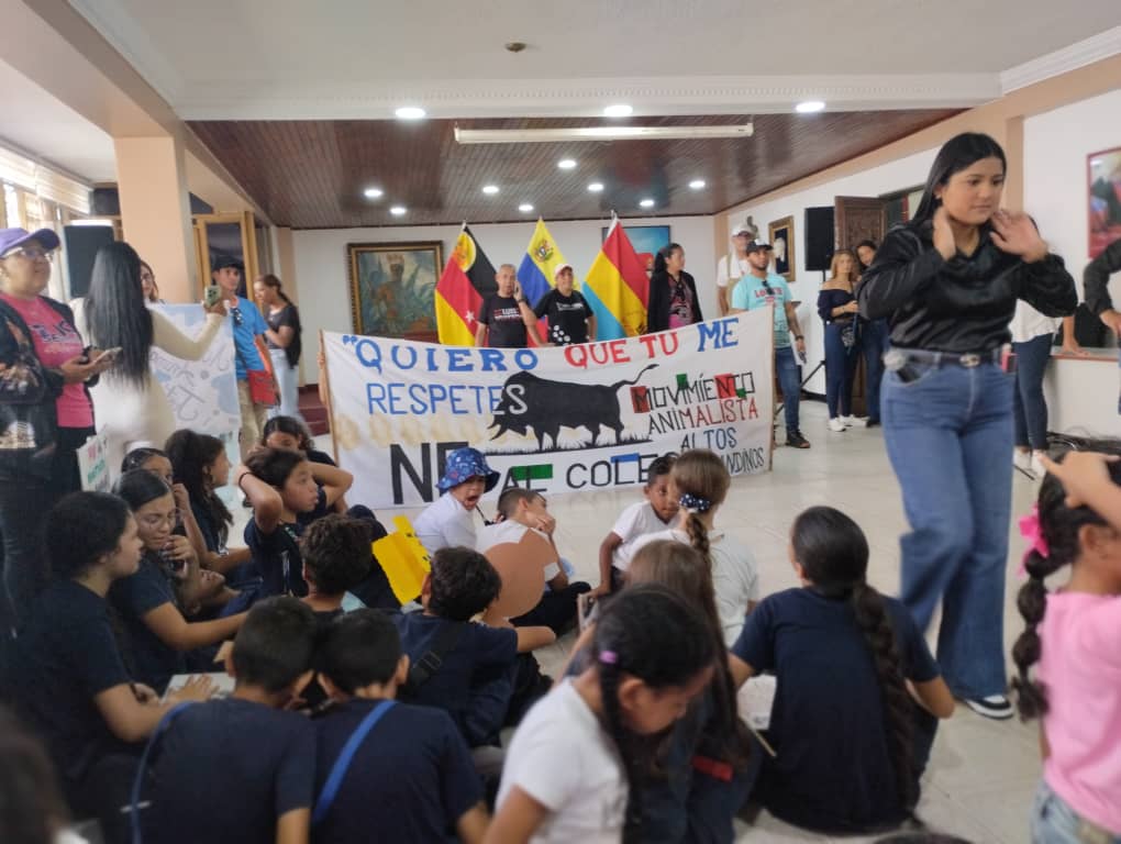En Los Teques dijeron “No al maltrato animal”