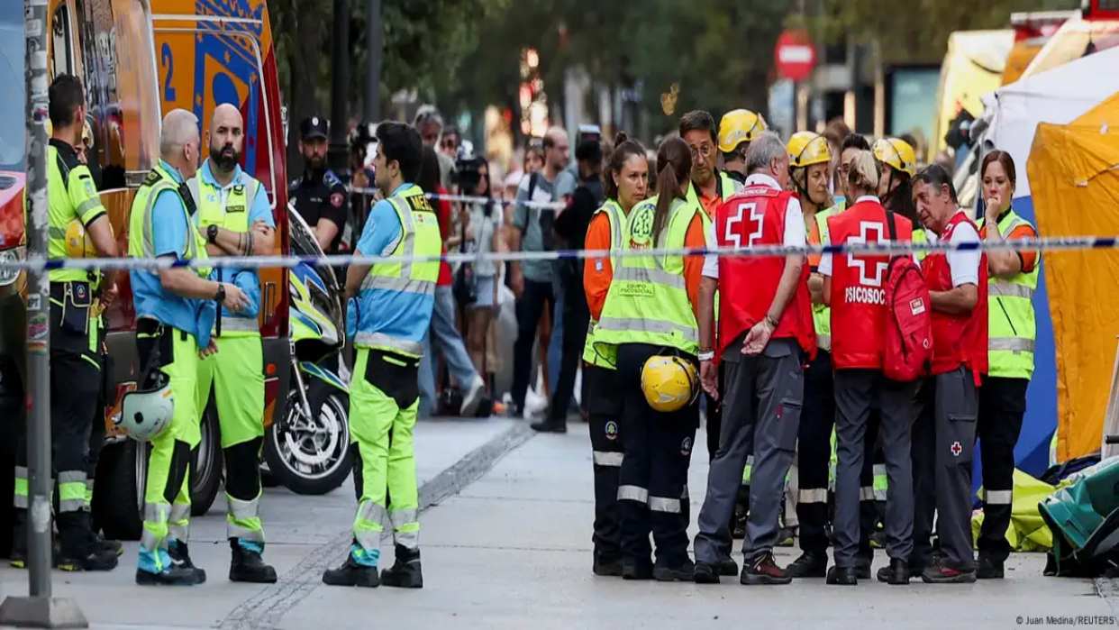 Cuatro muertos por derrumbe de edificio en Madrid