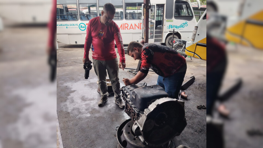 Recuperan 79 autobuses de Transmiranda