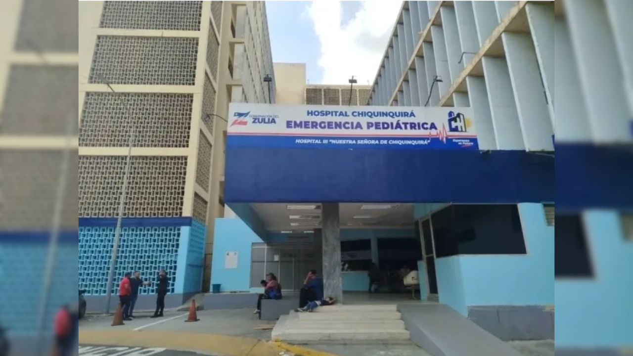 Nueve intoxicados en colegio tras oler perfume