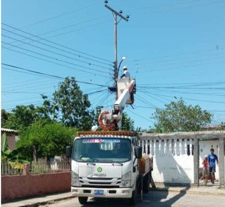 Instalaron 80 luminarias LED en Carrizal