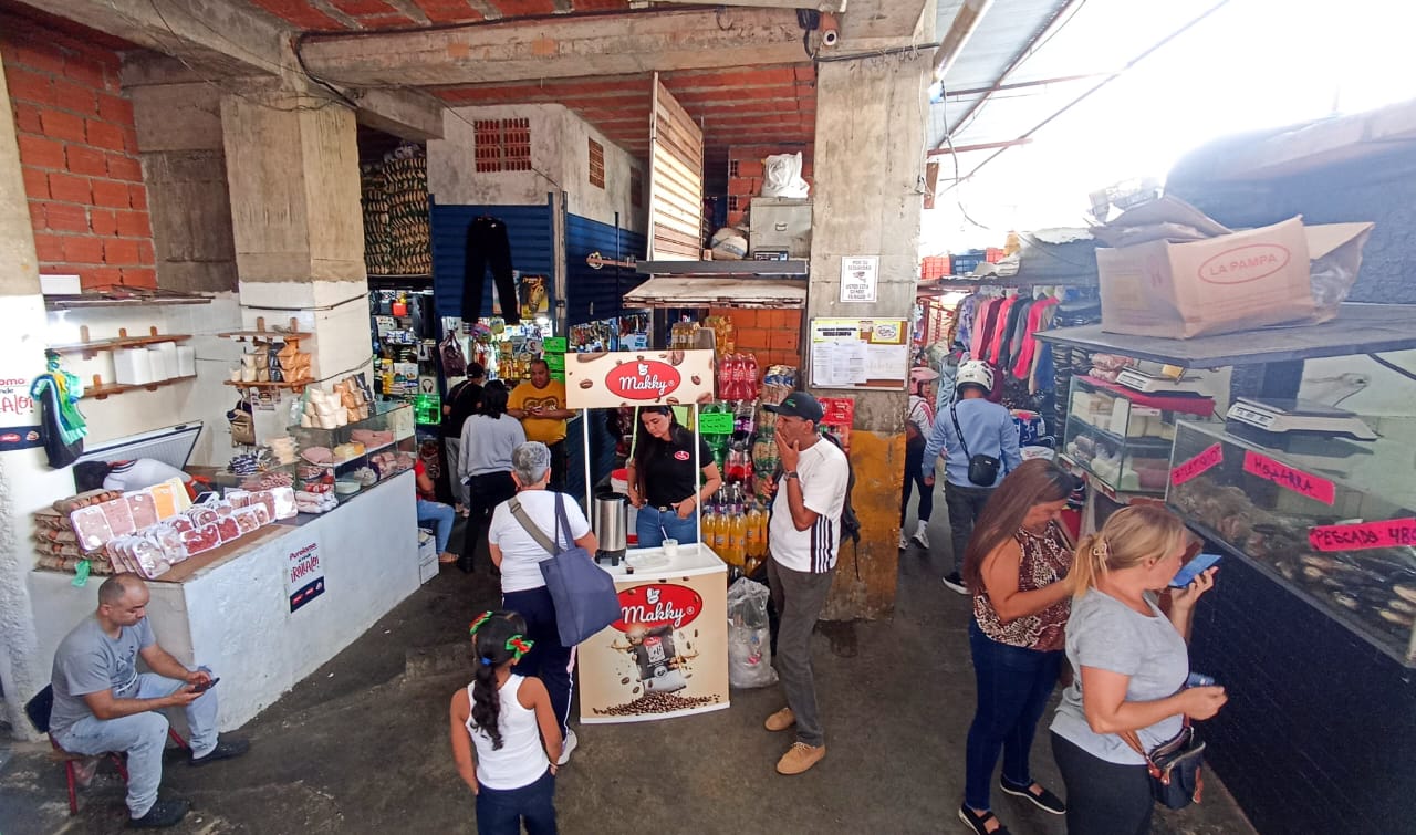 Hasta las 7:00 pm trabajará el Mercado Vencedores