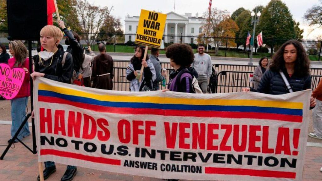 Protestaron frente a la Casa Blanca por acciones contra Venezuela
