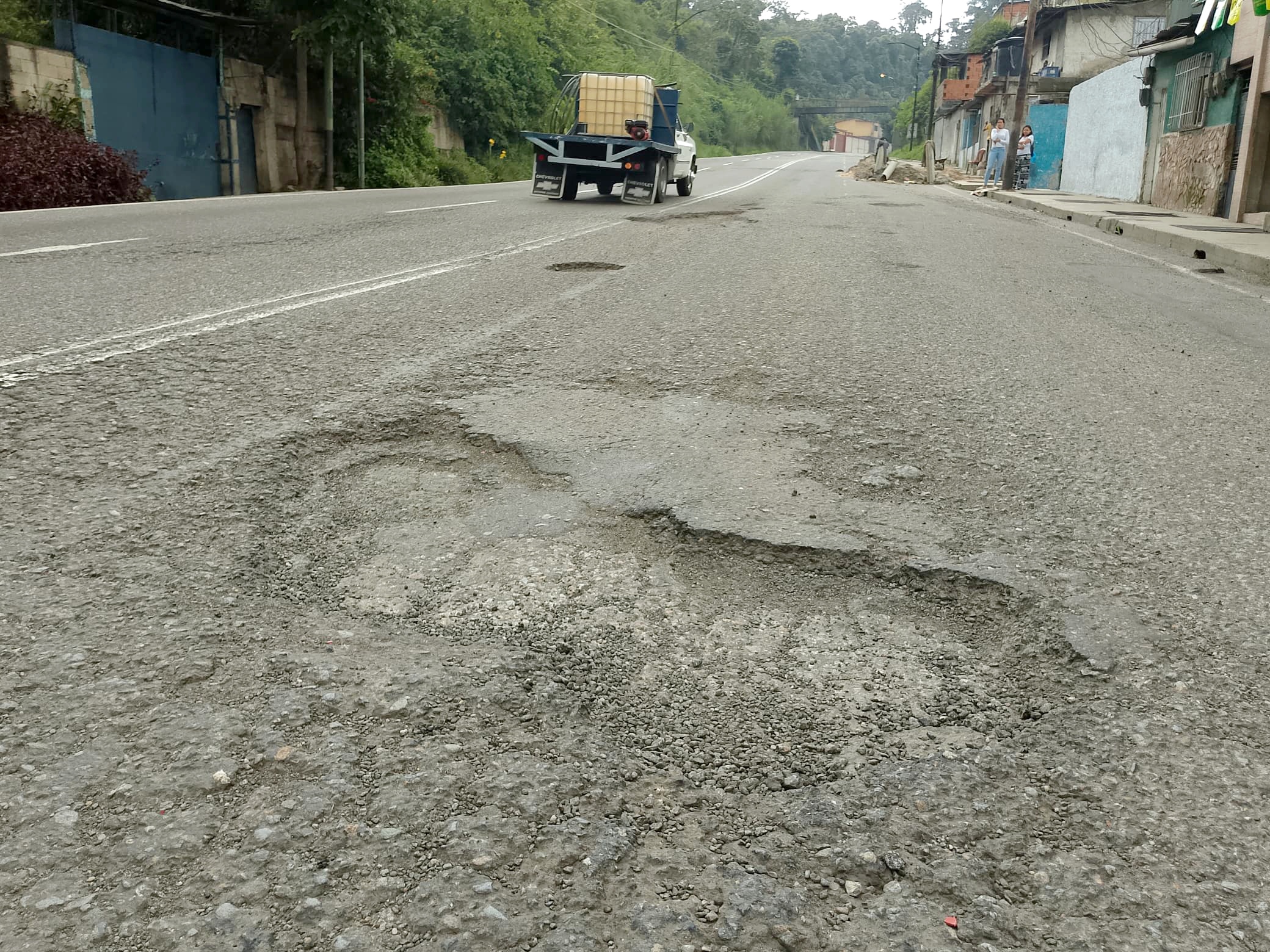 18 huecos en tramo de la Panamericana