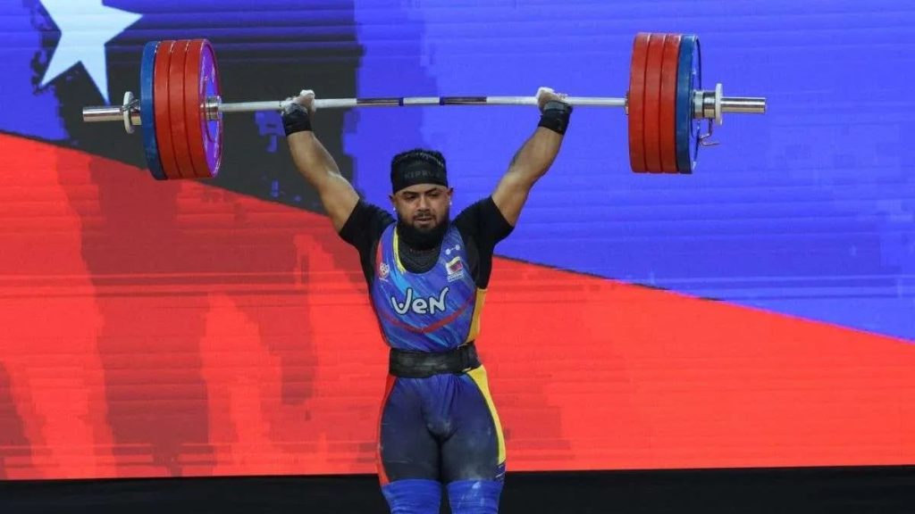 Venezolanos ganan oro en levantamiento de presas