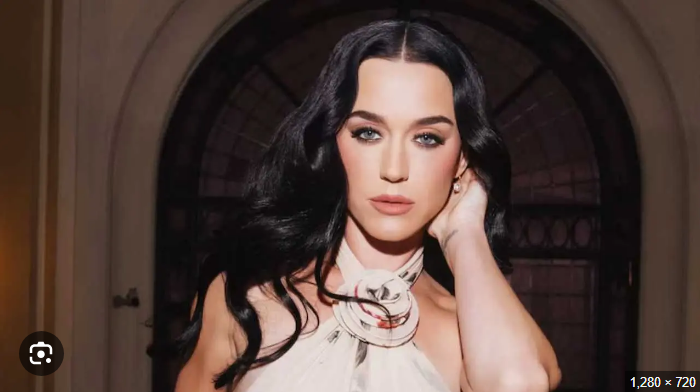 Katy Perry triunfa en la corte