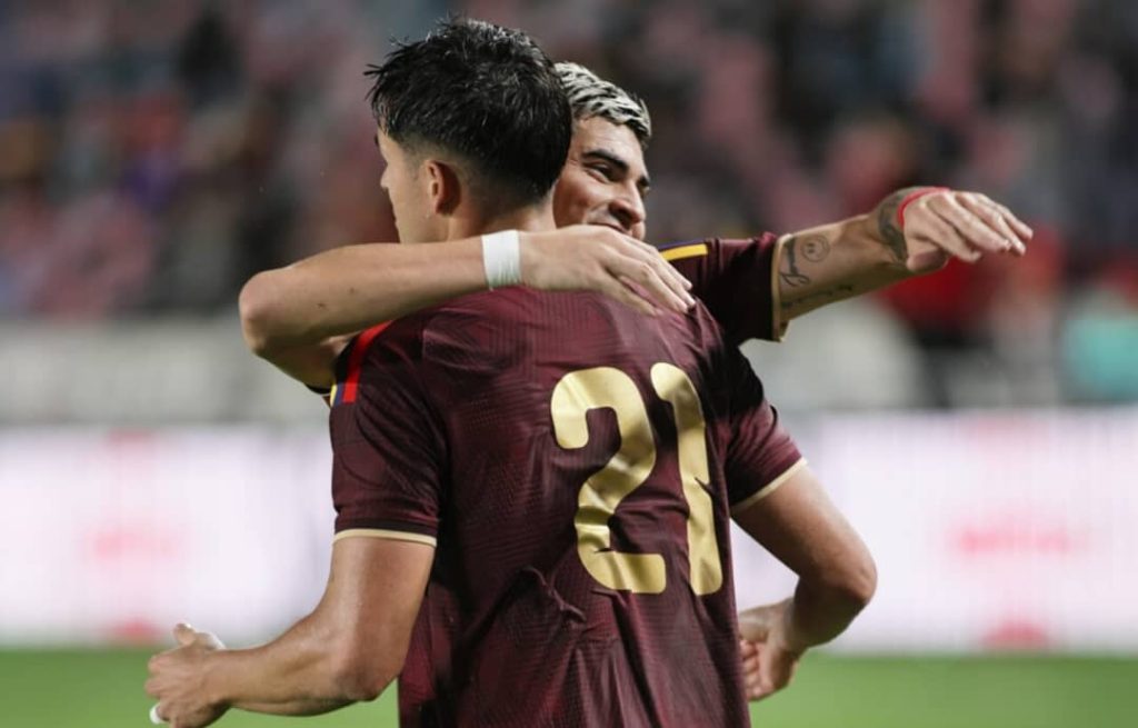 Selección hizo lo suyo contra Australia