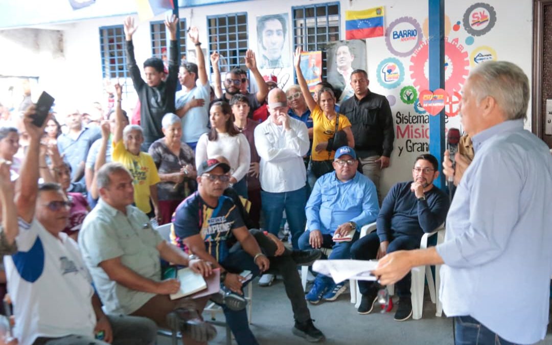 200 obras se han ejecutado a través de Consultas Populares