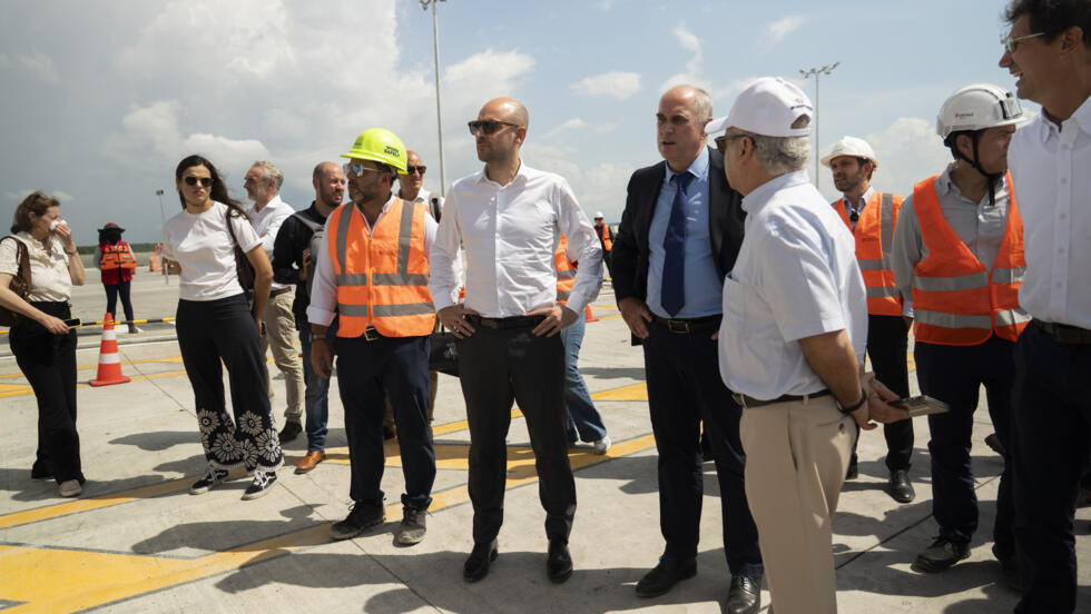 Francia se une a la lucha contra el narcotráfico en Latinoamérica