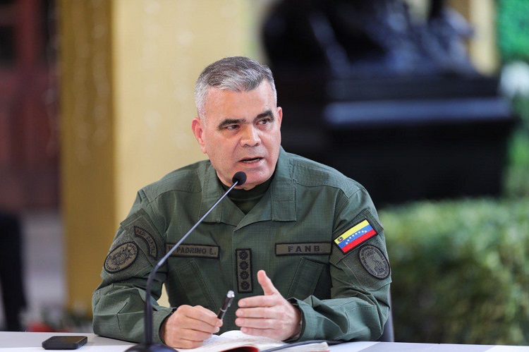 Ministro Padrino anunció el aumento de la inscripción militar