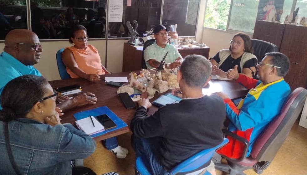 “No nos resignamos a aguinaldos devaluados”