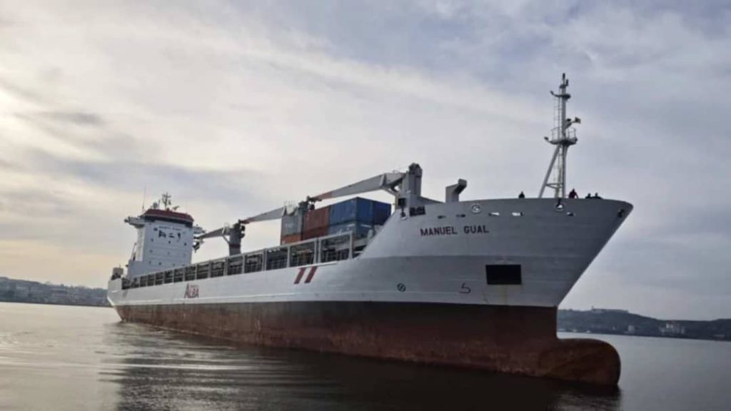 Llega a Cuba buque venezolano con 5.000 toneladas de ayuda humanitaria