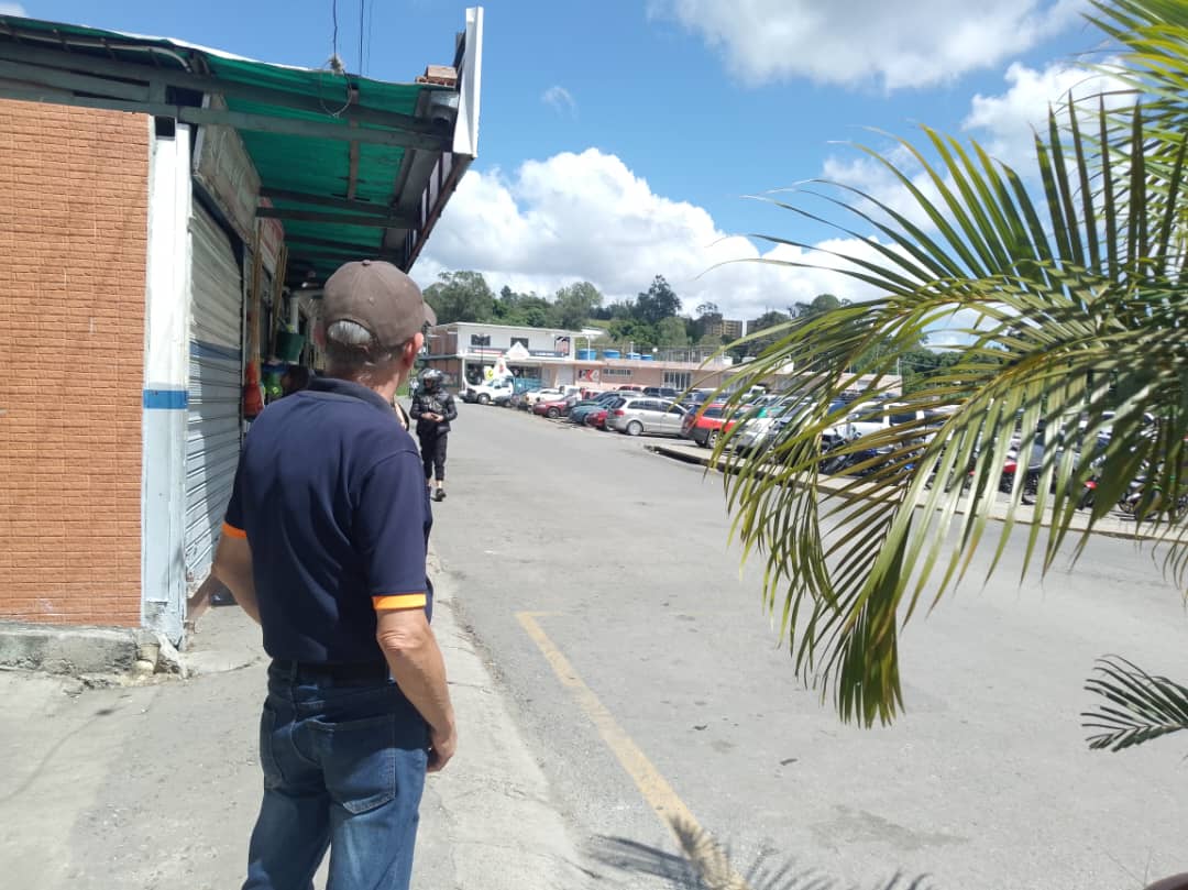 Reordenamiento vial en el Mercado Municipal