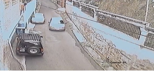 Arrollan a una estudiante y el conductor huyó