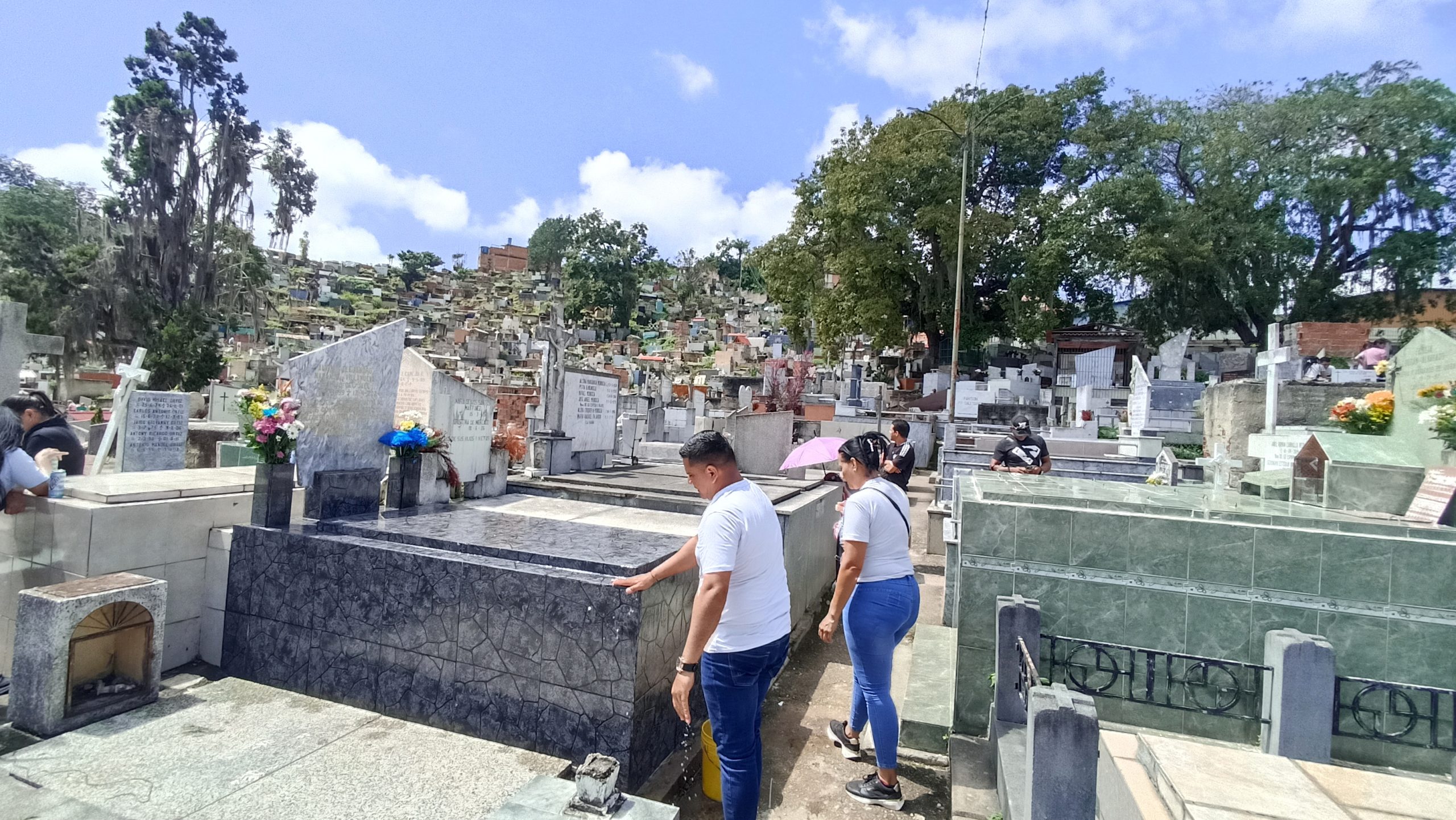 “El amor por nuestros familiares trasciende a la muerte”