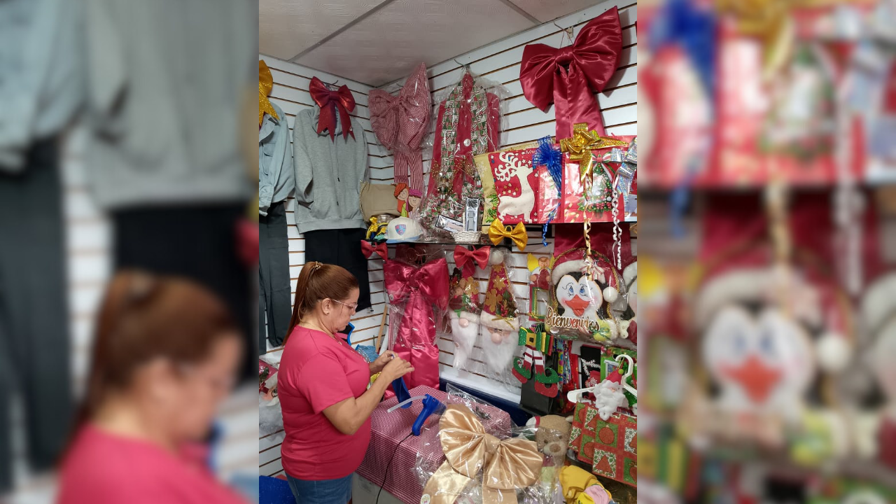 Lazos navideños imponen tendencia