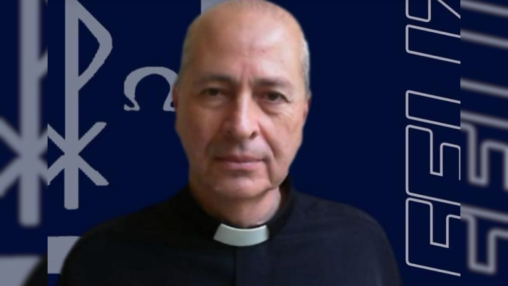 Los pecados del padre Douglas