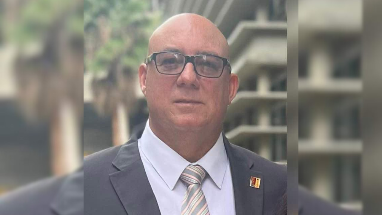 Alejandro López es el nuevo superintendente tributario