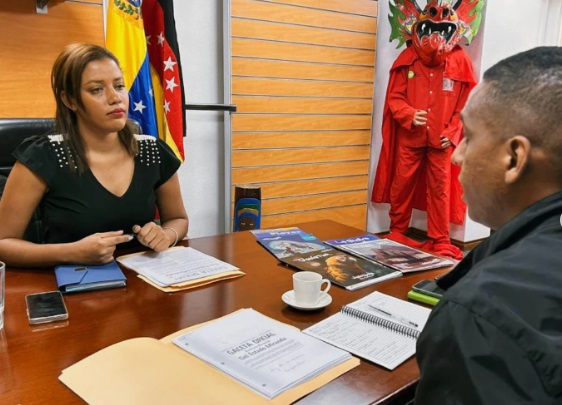 Proponen iniciativas legislativas en materia de turismo