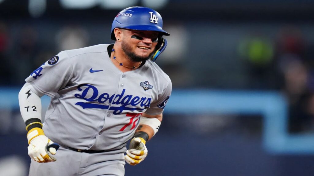 Acuerda con los Dodgers para la próxima temporada