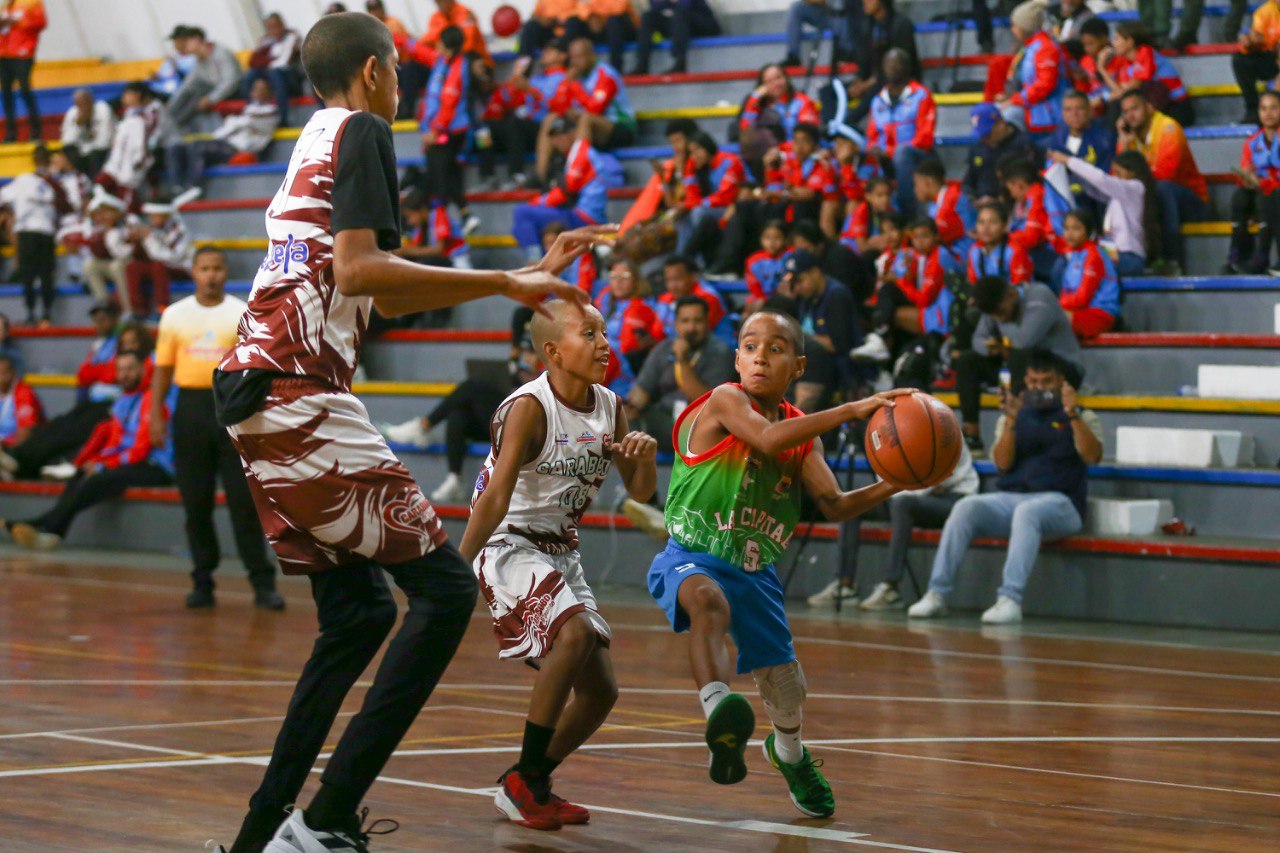 Caracas se adueñó del baloncesto 5×5