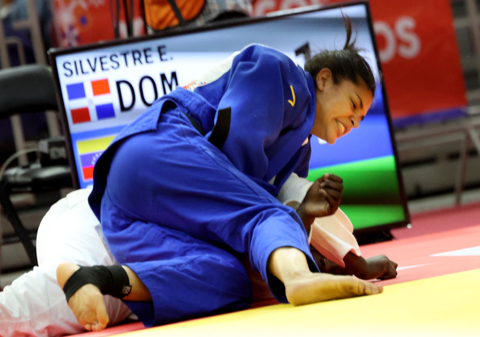 Chávez y León aportaron más oro al judo