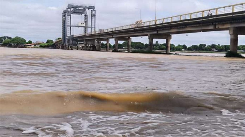 Para evitar posibles riesgos prohíben la pesca en río Apure