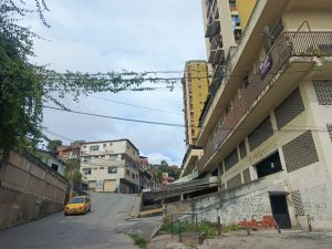 WhatsApp Image 2025-12-01 at 17.34.07