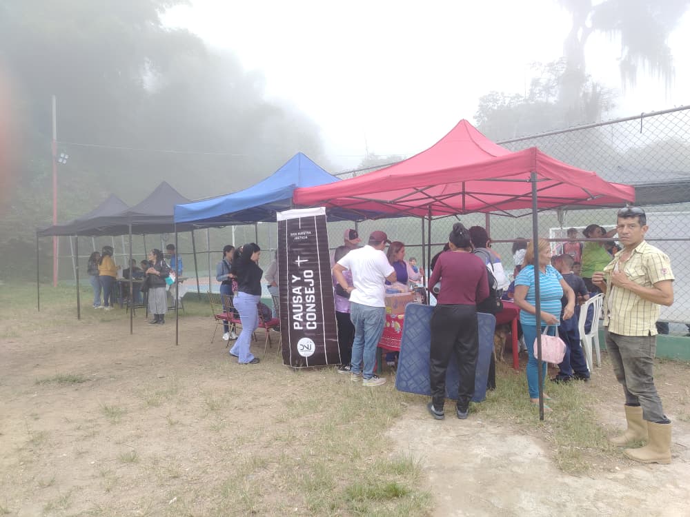 Brindaron atención médica a vecinos de Barrio Miranda II