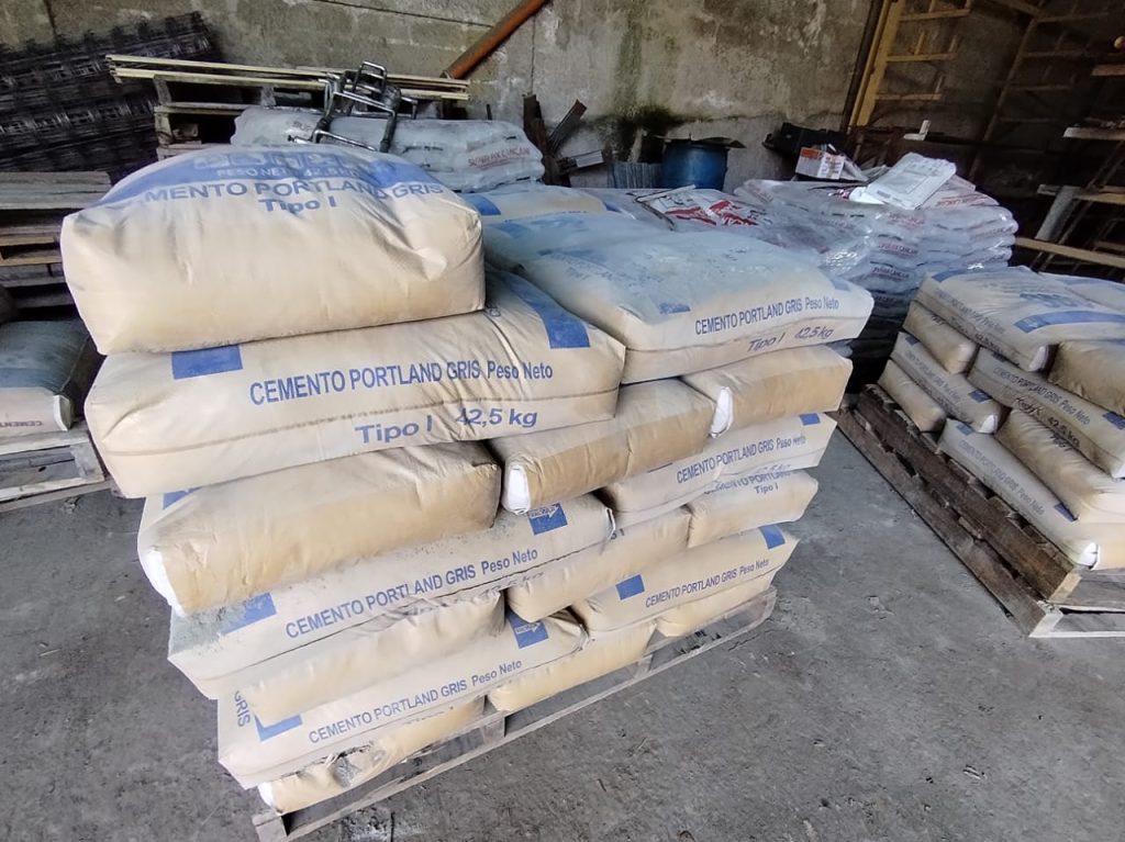 Retrasos en despacho de cemento a ferreterías