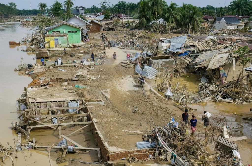 Papa León XIV envía ayuda a Asia por inundaciones