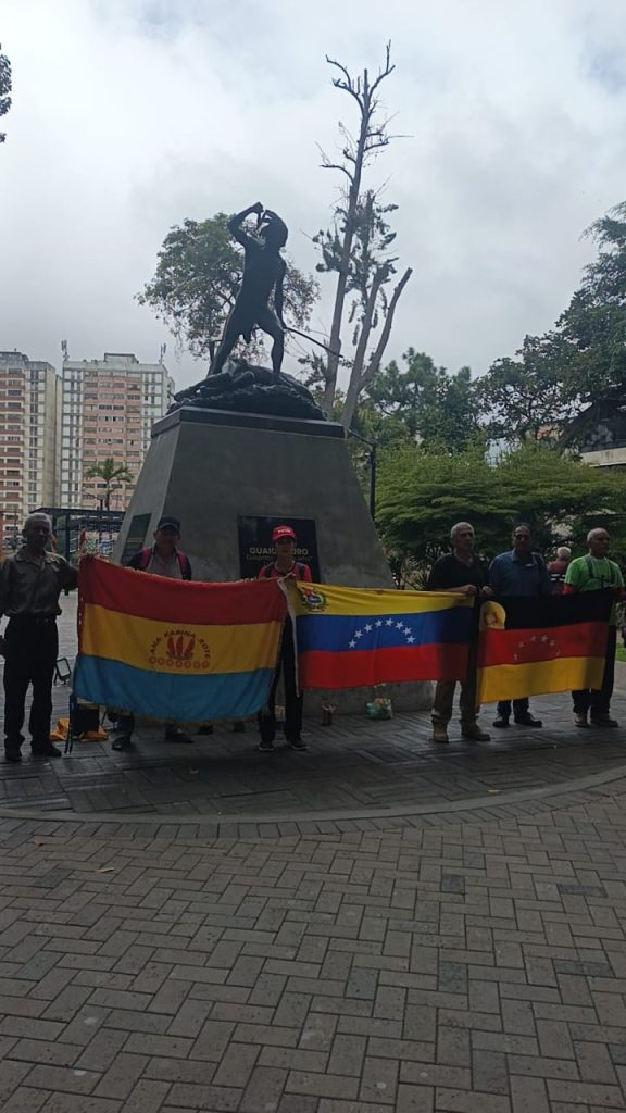 Llaman a proteger las piedras de la Plaza Guaicaipuro