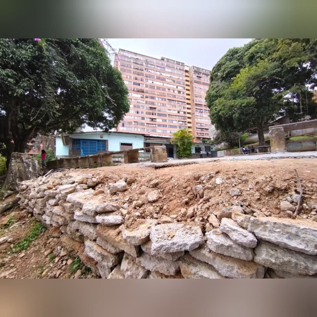 Levantan muro de contención en el María Teresa de Nezer