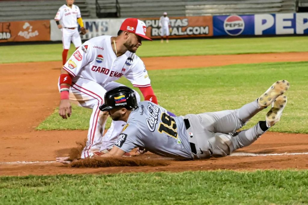 Leones otra vez eliminados