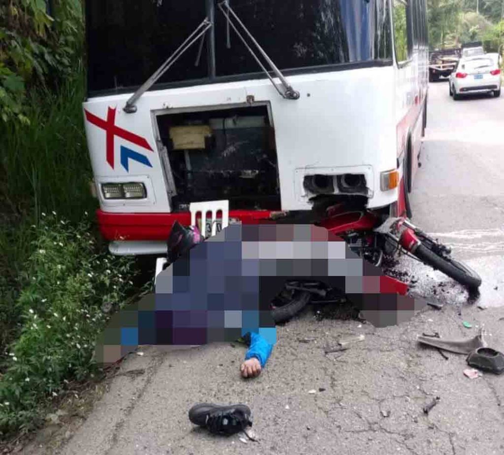 Mototaxista muere aplastado por un autobús en Lagunetica
