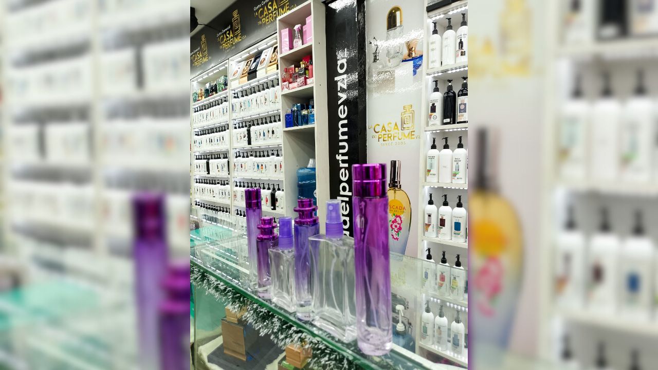 Perfumería ofrece promociones para regalos y emprendedores