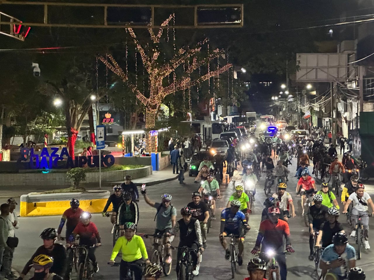 La Ruta Nocturna reunió a más de 112 ciclistas