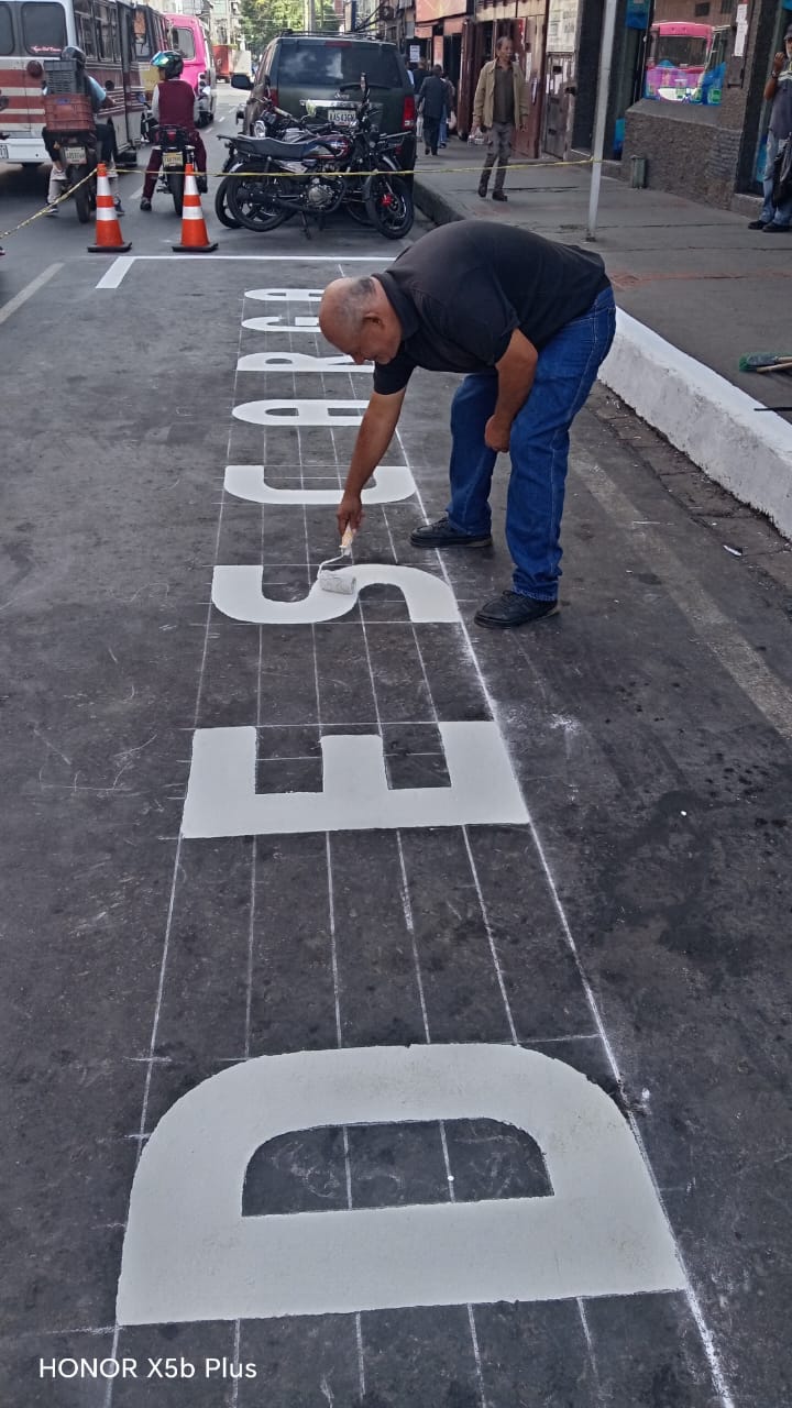 Demarcación vial continúa en Los Teques