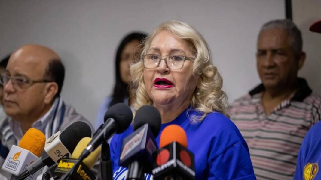 Maestros piden al Ejecutivo incluya al gremio dentro de las prioridades