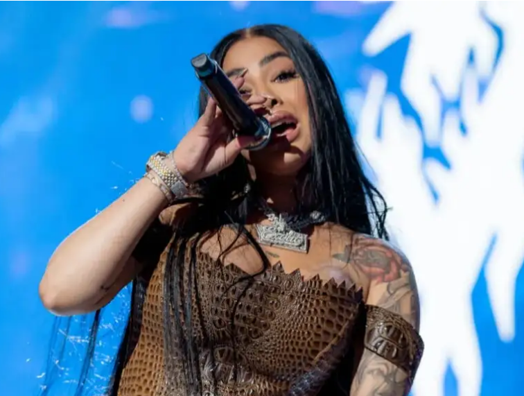 Redes sociales se van contra Yailin