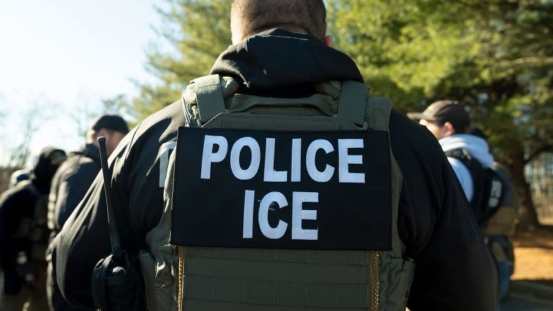 ICE autoriza arrestos de migrantes sin orden judicial