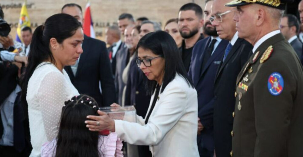 Ascensos post mortem a militares caídos