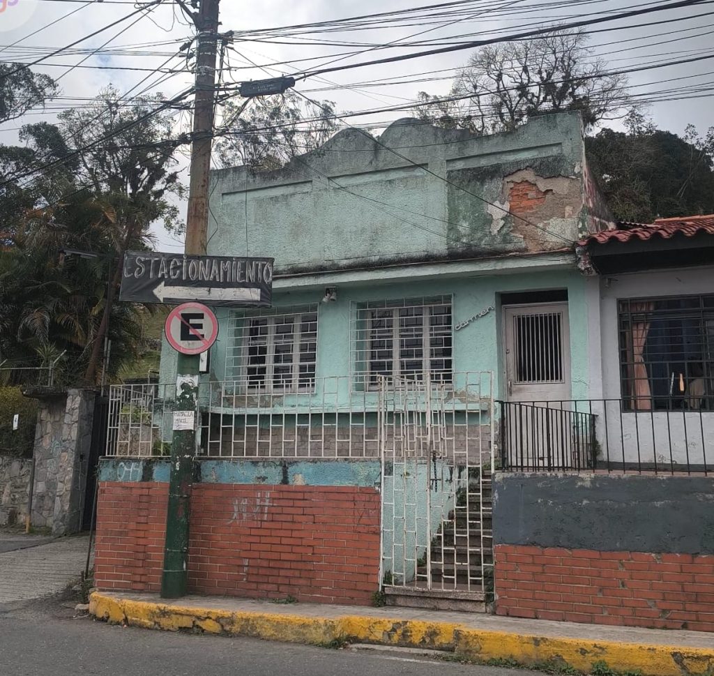 Denuncian rumbas escandalosas en sede de Copei