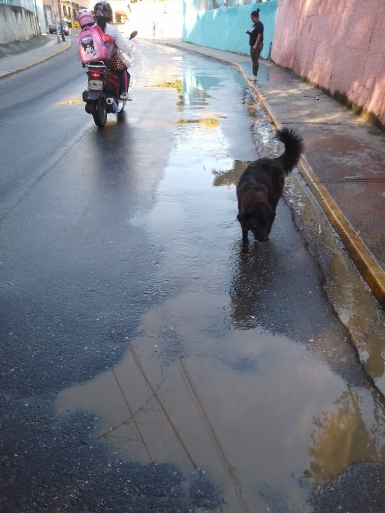 Se quejan por falta de agua en San Pedro