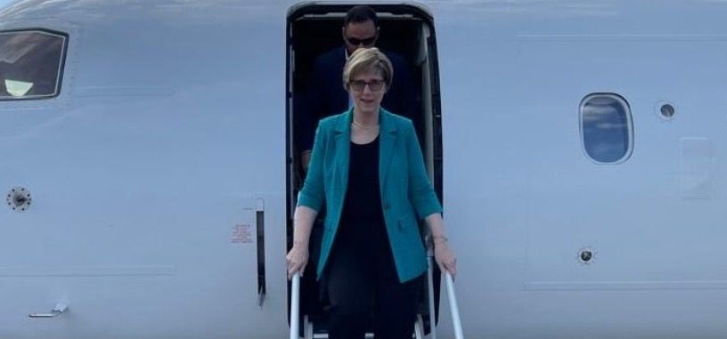 Llega delegación diplomática de EE.UU