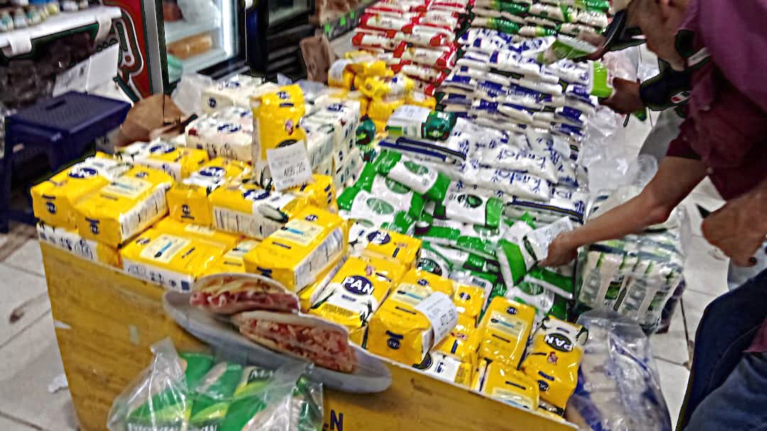 Usuarios se quejan de “precios de locura”