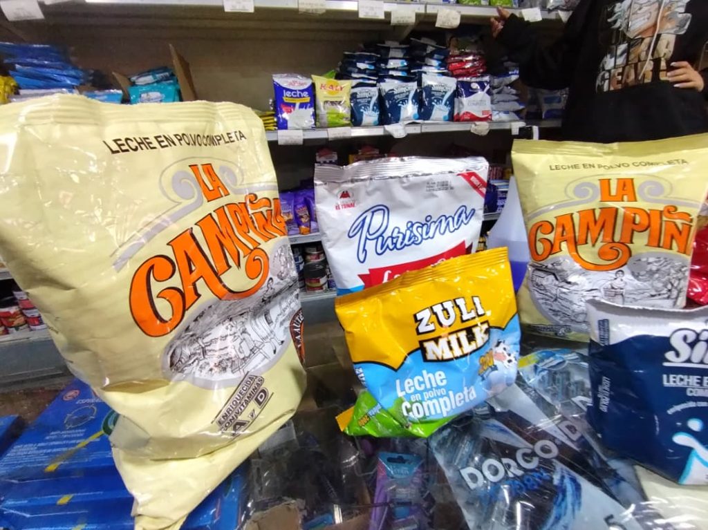 Leche en polvo se mantiene inalcanzable